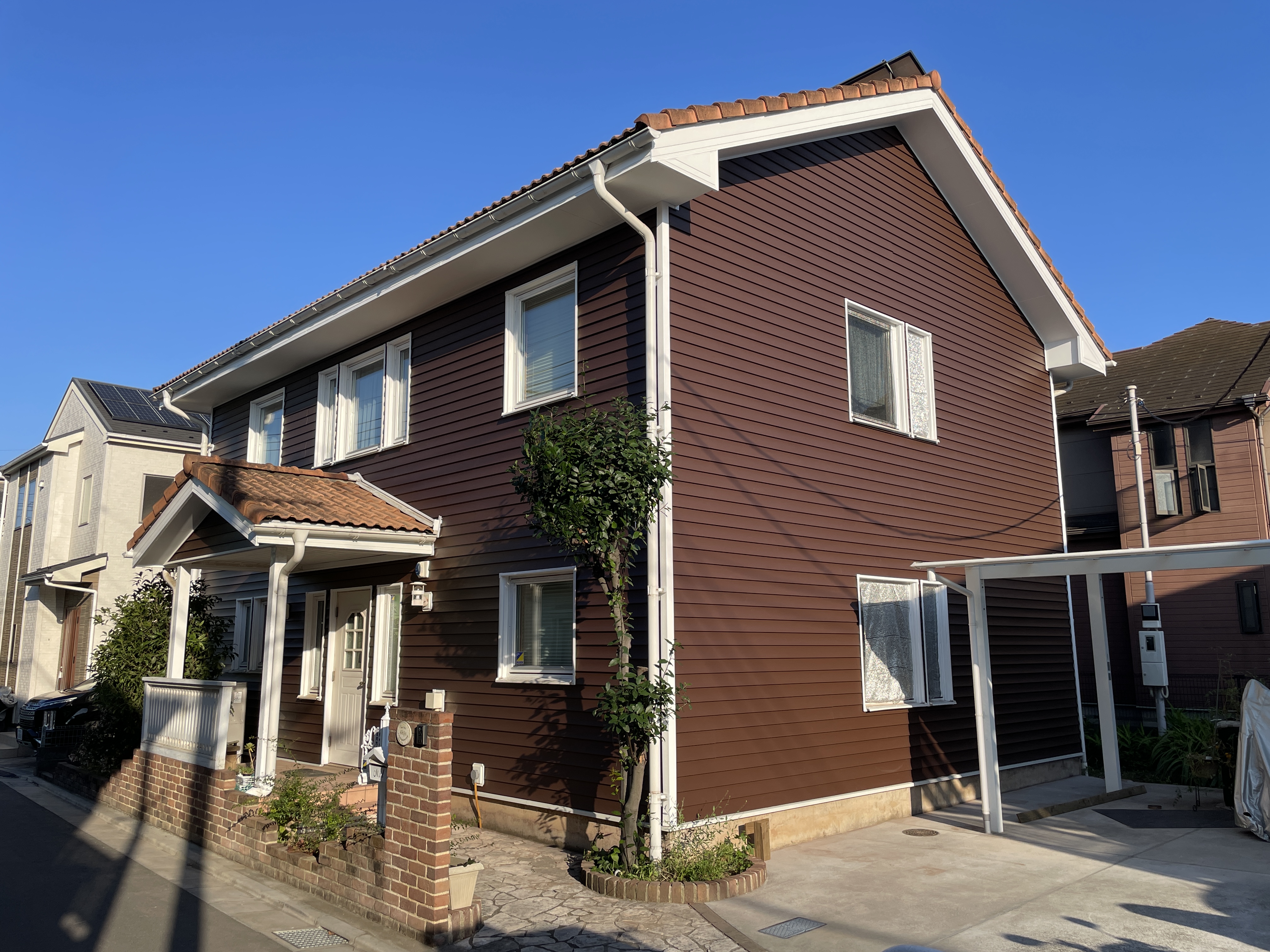 施工後の樹脂サイディング全景